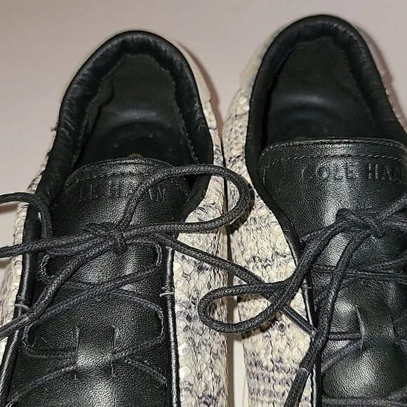 COLE HAAN WOMEN'S GRANSPRO SPECTATOR SNEAKERS - Picture 7 of 15